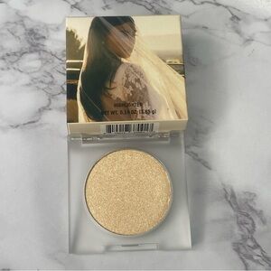 KKW Beauty Kim‎ Kardashian Forever Highlighter
